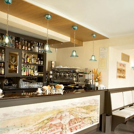La Finestra Sulla Reggia Bed & Breakfast Venaria Reale Exterior photo