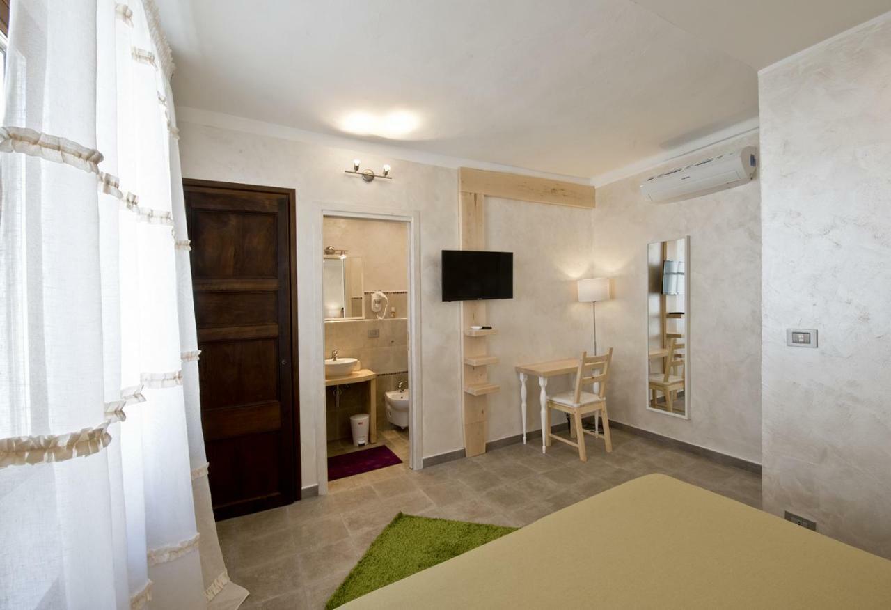 La Finestra Sulla Reggia Bed & Breakfast Venaria Reale Exterior photo