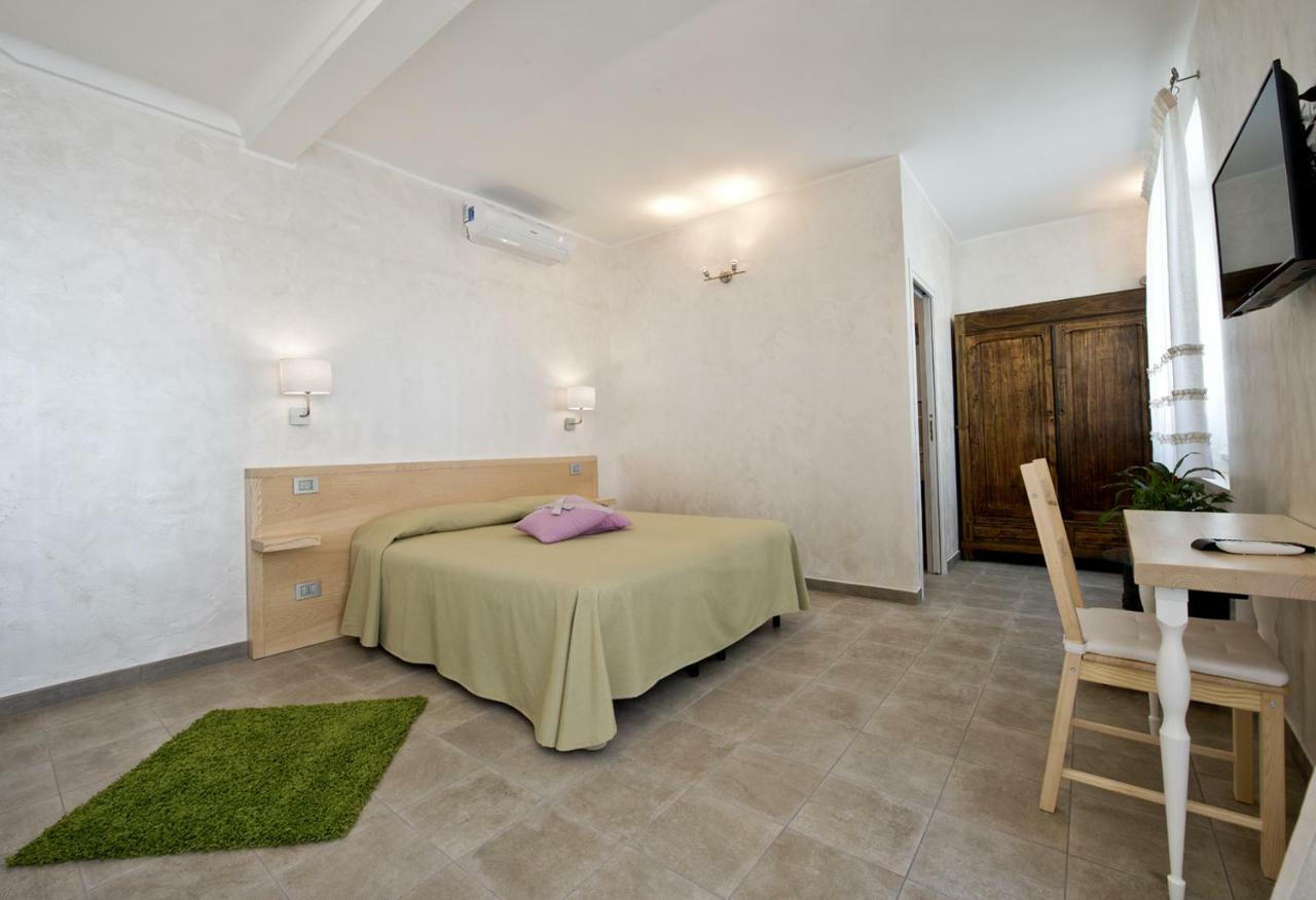 La Finestra Sulla Reggia Bed & Breakfast Venaria Reale Exterior photo